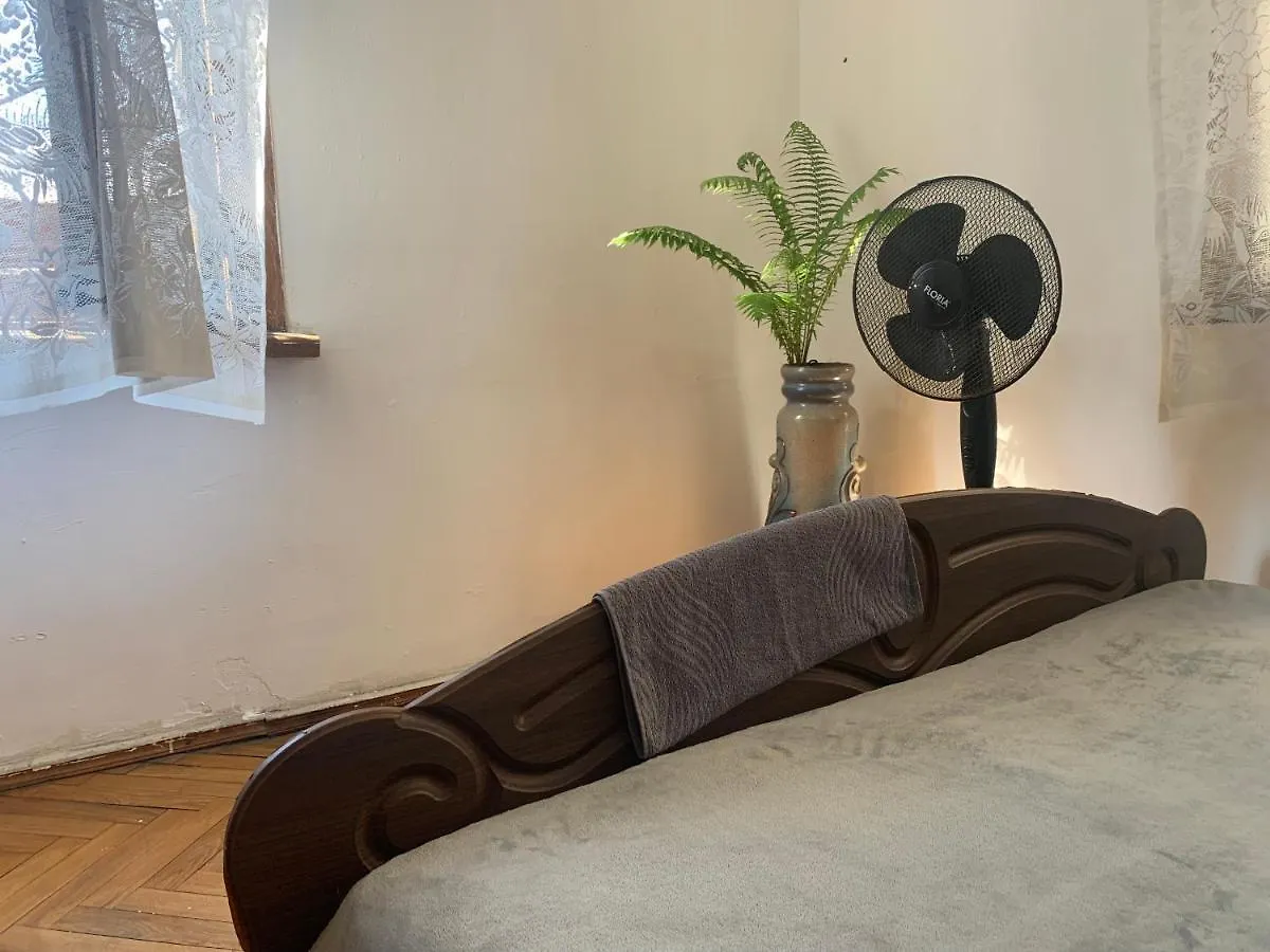 Darkwood Hostel Батуми 0*,
